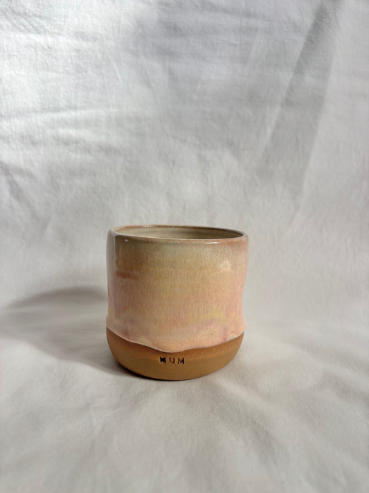 ‘MUM’ Pinch Cup